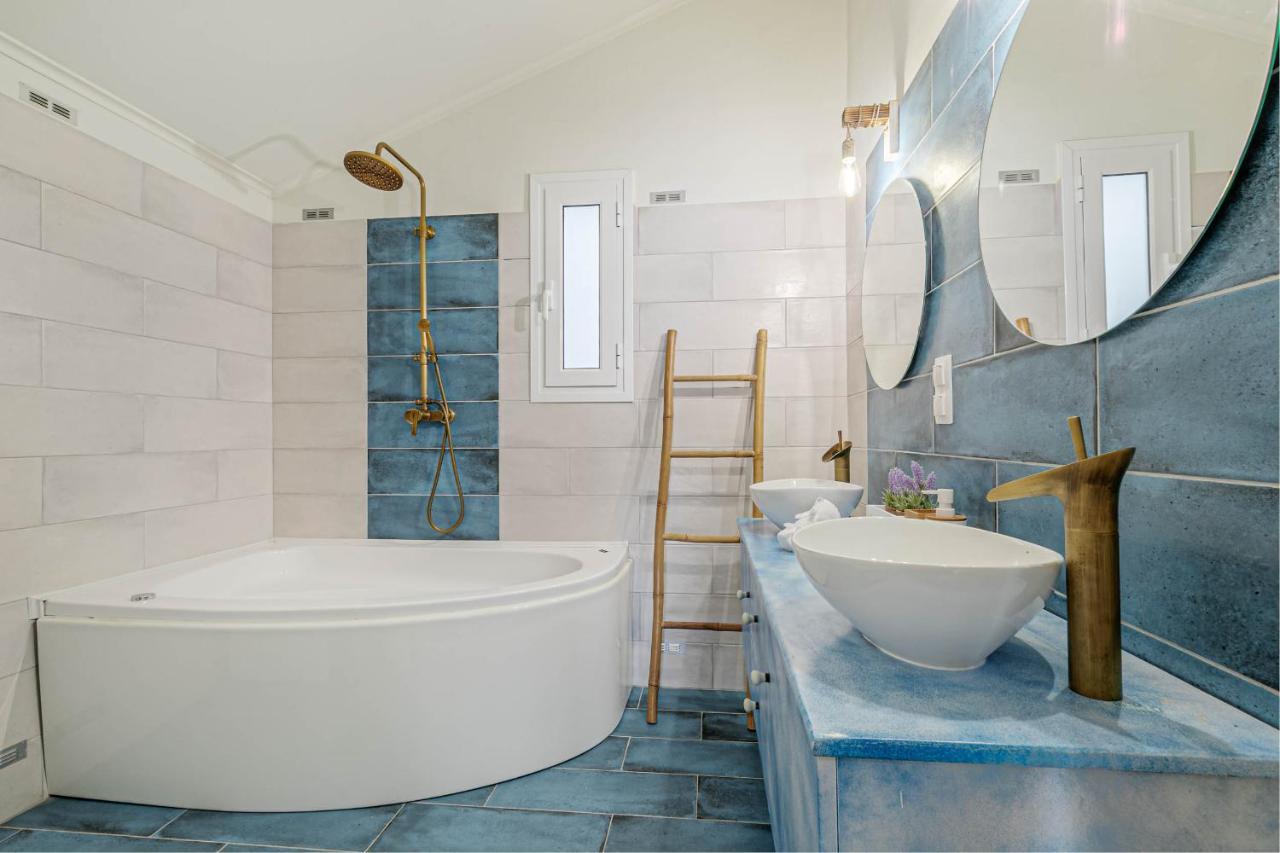 Villa Orizontas Corfu, Private Villa With Breathtaking Views Loutses Екстериор снимка