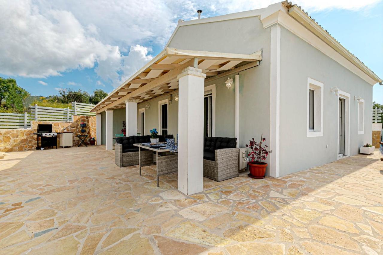 Villa Orizontas Corfu, Private Villa With Breathtaking Views Loutses Екстериор снимка